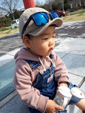 「公園コーデ」｜「アイテム（オールインワン・サロペット）」を使った、tokidokimeiさん（キッズ・90cm）の春コーディネート