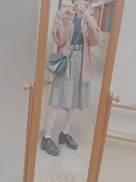 「GLOBE（グローヴ）のアイテム」を使った、pkさん（レディース・161cm）の秋コーディネート