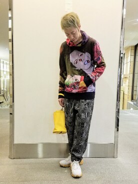 「アイテム（クラッチバッグ）」を使った、MKさん（メンズ・175cm）の冬コーディネート