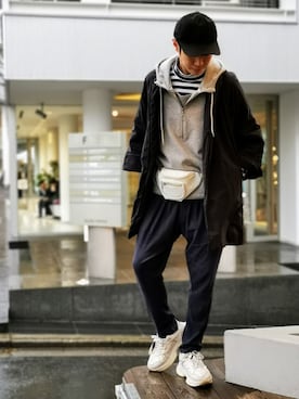 「アイテム（ボディバッグ/ウエストポーチ）」を使った、MKさん（メンズ・175cm）の春コーディネート