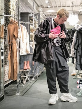 「アイテム（バッグ、ホワイト系）」を使った、MKさん（メンズ・175cm）の春コーディネート