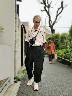 「アイテム（ボディバッグ/ウエストポーチ）」を使った、MKさん（メンズ・175cm）の春コーディネート