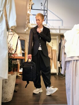 「アイテム（バックパック/リュック、レッド系）」を使った、MKさん（メンズ・175cm）の夏コーディネート