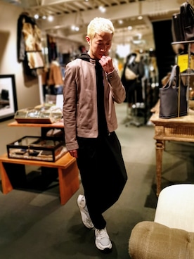 「HYDROGEN（ハイドロゲン）のアイテム」を使った、MKさん（メンズ・175cm）の秋コーディネート