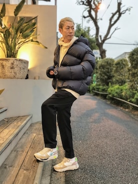 「アイテム（ダウンジャケット/コート、レッド系）」を使った、MKさん（メンズ・175cm）の冬コーディネート