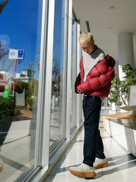 「アイテム（ダウンジャケット/コート、レッド系）」を使った、MKさん（メンズ・175cm）の冬コーディネート