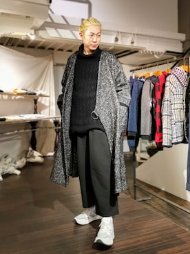 「ROBES&CONFECTIONS（ローブスコンフェクションズ）のアイテム（ステンカラーコート）」を使った、MKさん（メンズ・175cm）の冬コーディネート