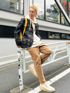 「アイテム（テーラードジャケット、イエロー系）」を使った、MKさん（メンズ・175cm）の秋コーディネート