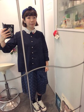 「POU DOU DOU（プードゥドゥ）の刺繍衿ロングテールシャツ（シャツ/ブラウス、ブルー系）」を使った、Kaさん（レディース・157cm）の春コーディネート