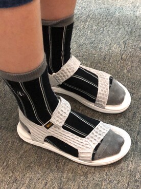 「Teva（テバ）のアイテム（シューズ、ホワイト系）」を使った、Kaさん（レディース・157cm）の夏コーディネート