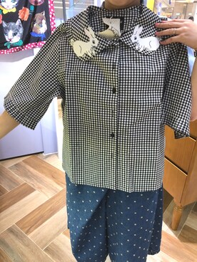 「🐰のアイテム（シャツ/ブラウス、ブラック系）」を使った、Kaさん（レディース・157cm）の夏コーディネート