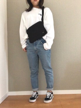 「MOUSSY（マウジー）のMVS SKINNY（デニムパンツ、ブルー系）」を使った、saoriさん（レディース・152cm）の春コーディネート