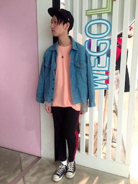 「WEGO（ウィゴー）のアイテム（キャップ）」を使った、黒坂学さん（メンズ・171cm）の春コーディネート