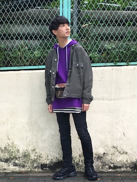 「SKECHERS（スケッチャーズ）のアイテム」を使った、黒坂学さん（メンズ・171cm）の秋コーディネート