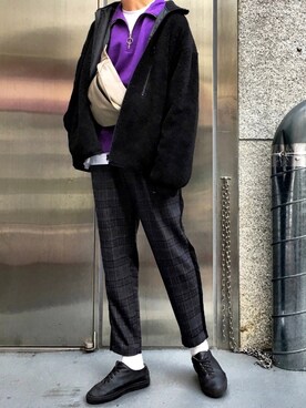 「アイテム（ボディバッグ/ウエストポーチ）」を使った、黒坂学さん（メンズ・171cm）の冬コーディネート