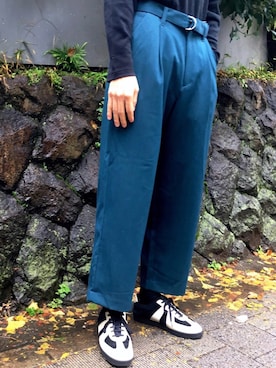 「アイテム（Tシャツ/カットソー、ブラック系）」を使った、黒坂学さん（メンズ・171cm）の冬コーディネート