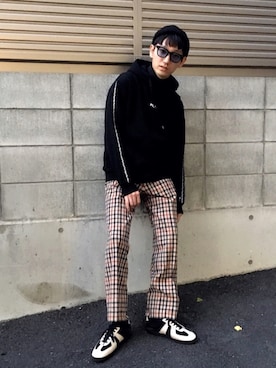 「FILA」｜黒坂学さん（メンズ・171cm）の冬コーディネート