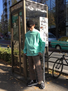 「WEGO（ウィゴー）のアイテム（Tシャツ/カットソー）」を使った、黒坂学さん（メンズ・171cm）の冬コーディネート