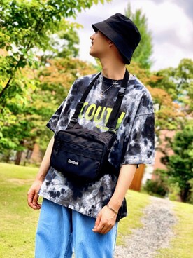「WEGO（ウィゴー）のアイテム（Tシャツ/カットソー）」を使った、黒坂学さん（メンズ・170cm）の夏コーディネート