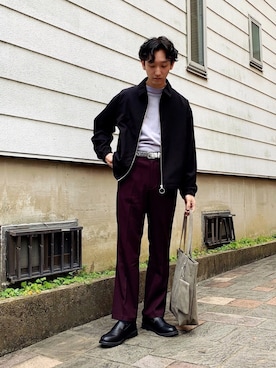 「革靴」｜「アイテム（トートバッグ）」を使った、黒坂学さん（メンズ・171cm）の冬コーディネート