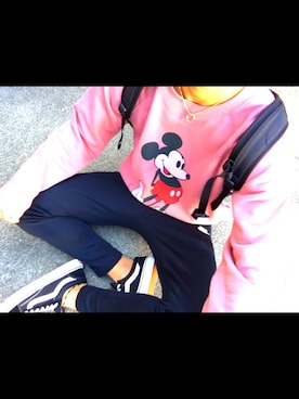 「UNIQLO（ユニクロ）のアイテム（スウェット、ピンク系）」を使った、teruoさん（メンズ・168cm）の冬コーディネート