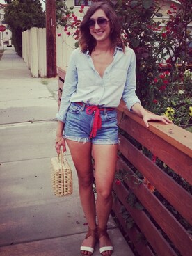 alicia younger さんのコーディネート