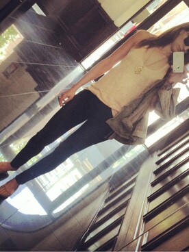 alicia younger さんのコーディネート