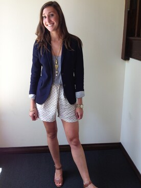 alicia younger さんのコーディネート