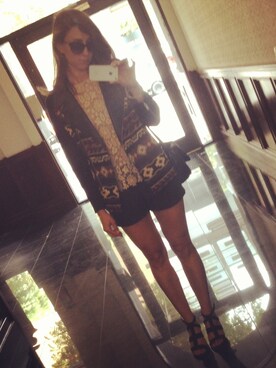 alicia younger さんのコーディネート