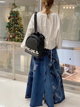 「DIESEL（ディーゼル）のアイテム（スカート）」を使った、KAXXHAさん（レディース・160cm）の秋コーディネート