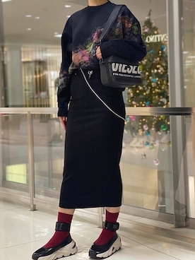 「DIESEL（ディーゼル）のアイテム（スカート）」を使った、KAXXHAさん（レディース・160cm）の秋コーディネート