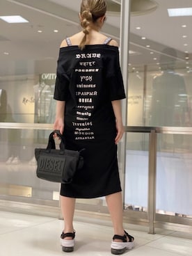 「DIESEL（ディーゼル）のアイテム（ワンピース）」を使った、KAXXHAさん（レディース・160cm）の夏コーディネート