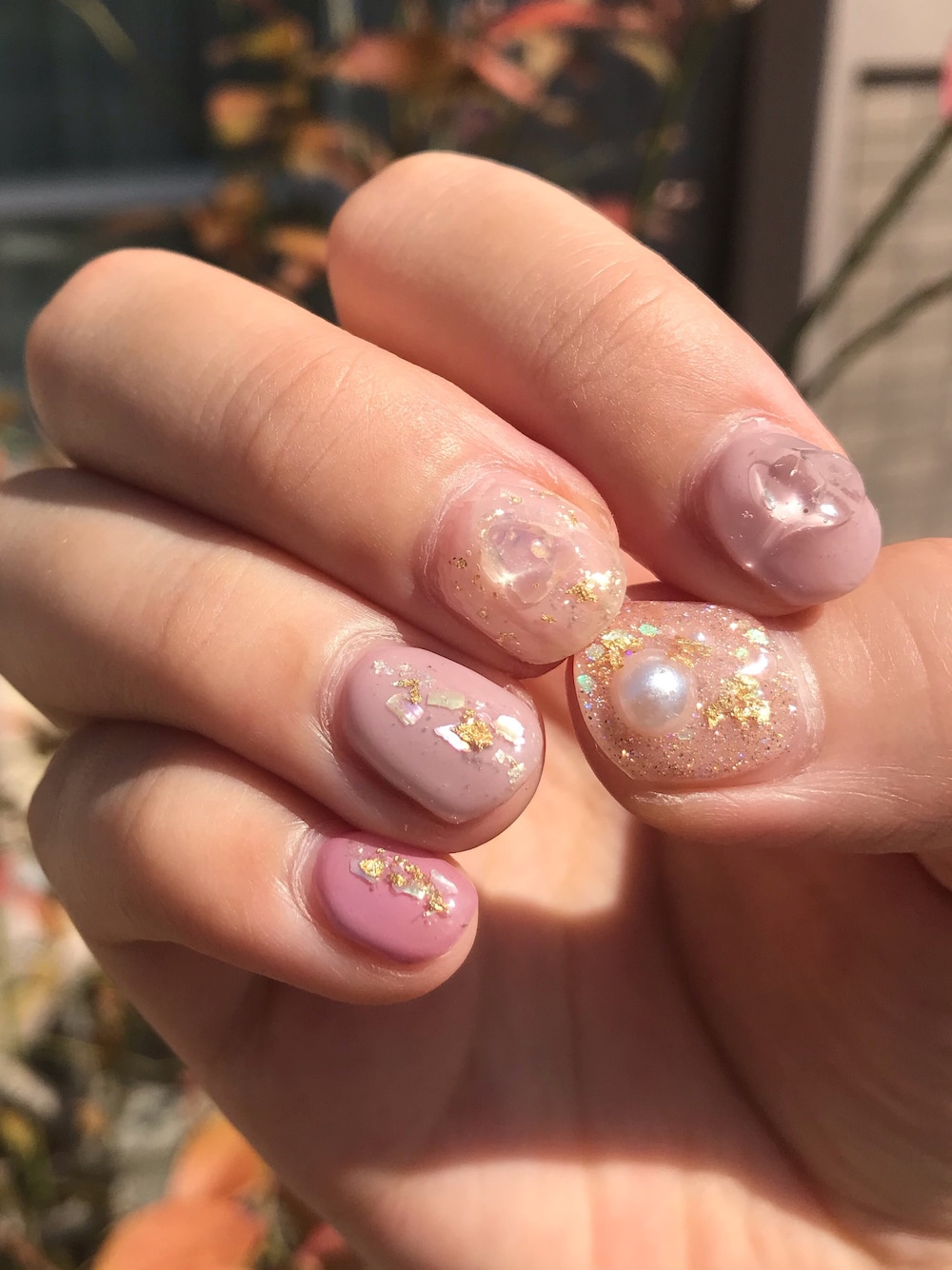 「ニュアンスネイル、ジェルネイル、春」｜「ニュアンスネイルのアイテム（ハンドケア/ハンドクリーム、ピンク系）」を使った、yukaさん（レディース・168cm）の春コーディネートの1枚目の写真