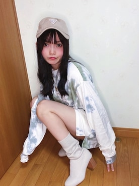 「Guess（ゲス）のアイテム（キャップ）」を使った、yuchaさん（レディース・153cm）の秋コーディネート