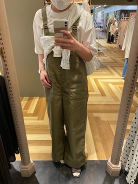 「Green　Parks（グリーンパークス）のアイテム（オールインワン・サロペット）」を使った、chikaさん（レディース・157cm）の春コーディネート
