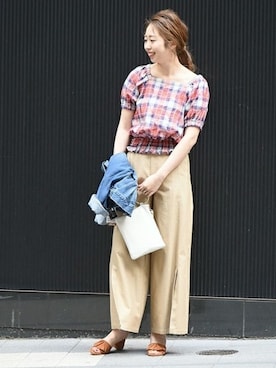 「Spick & Span（スピックアンドスパン）のアイテム（その他パンツ）」を使った、AiRIさん（レディース・168cm）の春コーディネート