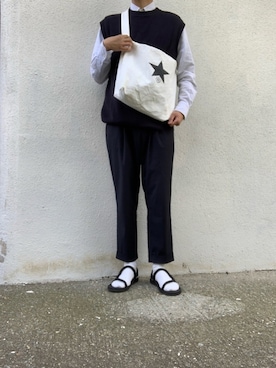 「CONVERSE TOKYO（コンバーストウキョウ）のアイテム（バッグ）」を使った、みっちーさん（メンズ・173cm）の春コーディネート