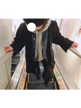 「マーチン」｜「アイテム（チェスターコート）」を使った、あきと🍙さん（メンズ・168cm）の春コーディネート