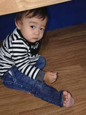 「quoti use fith（クゥオティ　ユース　フィス）のボーダー長袖Tシャツ（Tシャツ/カットソー、ブラック系）」を使った、SAWAぽんさん（キッズ・80cm）の秋コーディネート