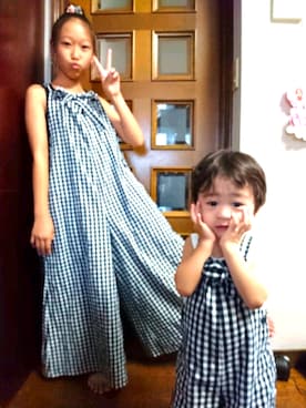 「NEEDLE WORK（ニードルワーク）のアイテム（オールインワン・サロペット）」を使った、SAWAぽんさん（キッズ・80cm）の夏コーディネート