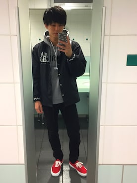 「ROLLING CRADLE（ローリングクレイドル）のアイテム（その他アウター）」を使った、tAku  吉岡さん（メンズ・175cm）の秋コーディネート