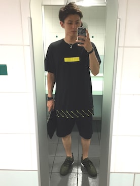 「FOREVER 21（フォーエバー トゥエンティーワン）のアイテム（Tシャツ/カットソー、ブラック系）」を使った、tAku  吉岡さん（メンズ・175cm）の夏コーディネート