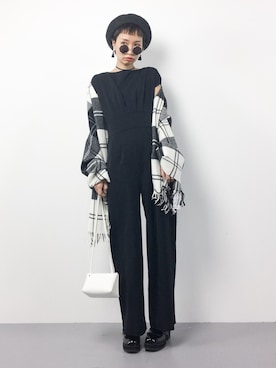 「THE DAYZ TOKYO（ザデイズトーキョー）のアイテム（つなぎ/オールインワン）」を使った、COLLENTE(yuco)さん（レディース・168cm）の冬コーディネート