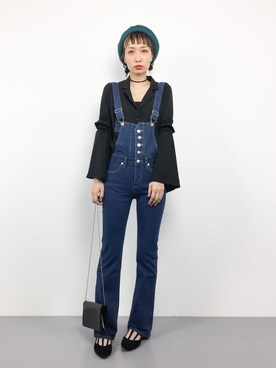 「EGOIST（エゴイスト）のアイテム（サロペット/オーバーオール）」を使った、COLLENTE(yuco)さん（レディース・168cm）の冬コーディネート