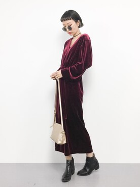 Otonamuse 12月号掲載 Gisele 11月号掲載 バックカシュクールベロアワンピースを使った人気ファッションコーディネート Wear