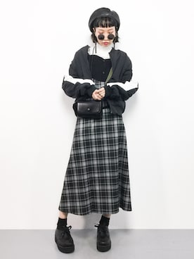 「ADAM ET ROPE'（アダムエロペ）のウェストポーチバッグ（ボディバッグ/ウエストポーチ）」を使った、COLLENTE(yuco)さん（レディース・168cm）の冬コーディネート