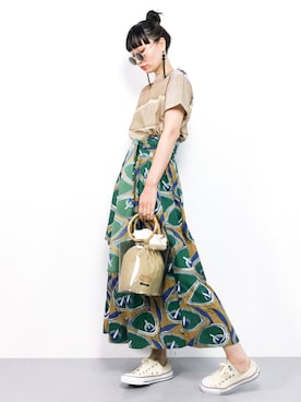 「ボタニカル」｜「アイテム（トートバッグ）」を使った、COLLENTE(yuco)さん（レディース・168cm）の夏コーディネート