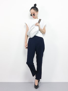 「アイテム（ボディバッグ/ウエストポーチ、シルバー系）」を使った、COLLENTE(yuco)さん（レディース・168cm）の夏コーディネート