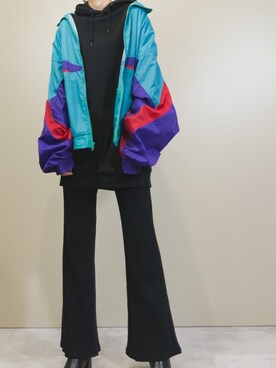「古着屋コレンテ」｜「アイテム（ナイロンジャケット）」を使った、COLLENTE(yuco)さん（レディース・168cm）の秋コーディネート