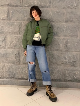 「90'sコーデ」｜「アイテム（MA-1）」を使った、はなほさん（レディース・160cm）の秋コーディネート